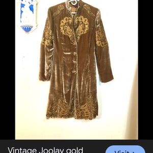 Vintage Velvet Elegant Brown Coat with Gold Detailing
